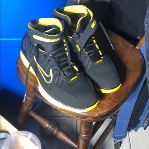 huarache 2k4 black and grey